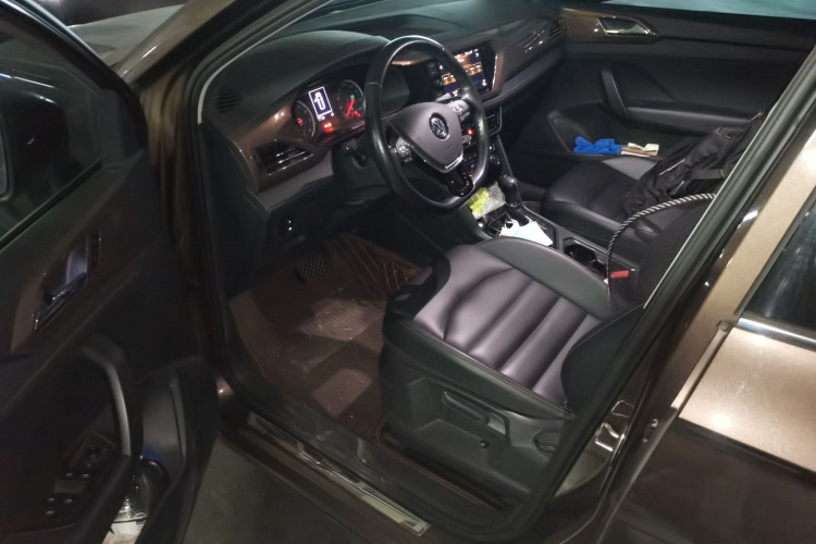 大众 途岳 2019款 280TSI 两驱豪华版 国V中控内饰20