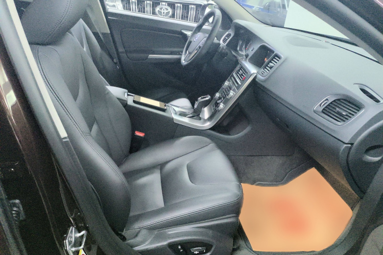 沃尔沃S60 2018款 S60L T3 智进版局部细节41