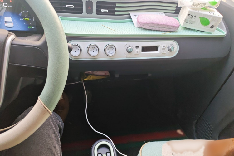 五菱汽车 宏光MINIEV 2021款 马卡龙臻享款 三元锂局部细节16