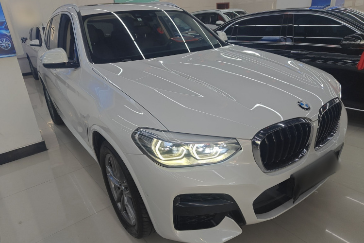 宝马X3 2020款  xDrive28i M运动套装车身外观3