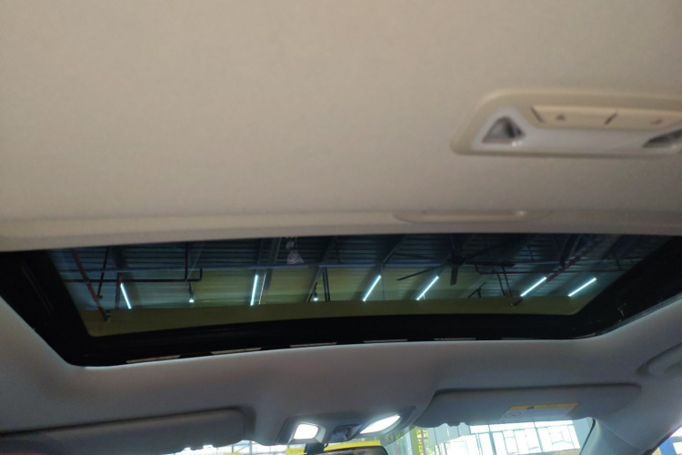 长安 逸动 2023款 畅享版 PLUS 蓝鲸NE 1.4T GDI DCT尊贵版局部细节22