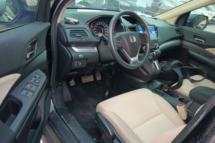 本田CR-V 2016款 2.0L 两驱都市版中控内饰7003