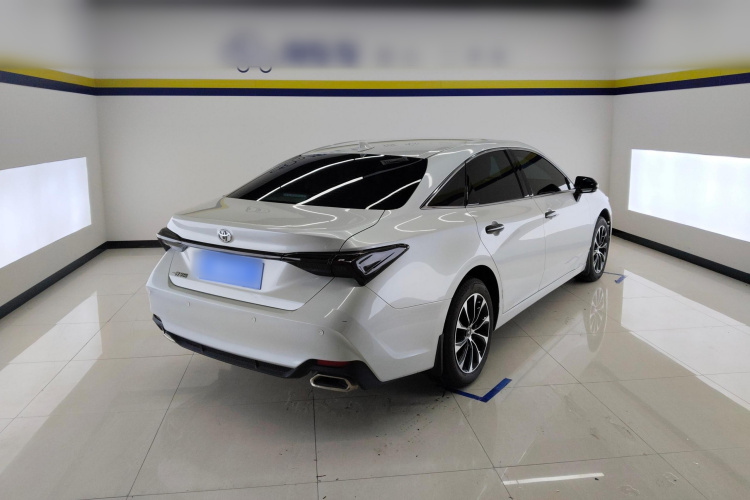 丰田 亚洲龙 2022款 2.0L 进取版车身外观7