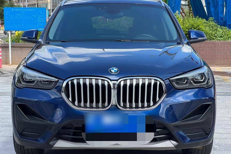 宝马X1 2020款 sDrive20Li 时尚型车身外观6001