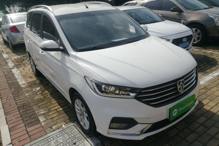 宝骏360 2018款 1.5L 自动精英型 国V车身外观6002