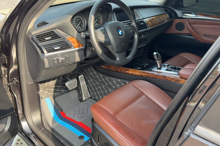 宝马X5(进口) 2011款 xDrive35i 领先型中控内饰7001