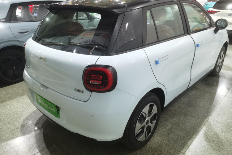 江淮钇为 钇为3 2025款 330km 潮悦版车身外观6005