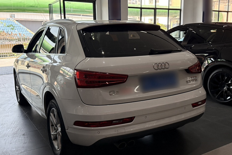 奥迪Q3 2018款 30周年年型 30 TFSI 时尚型车身外观6003