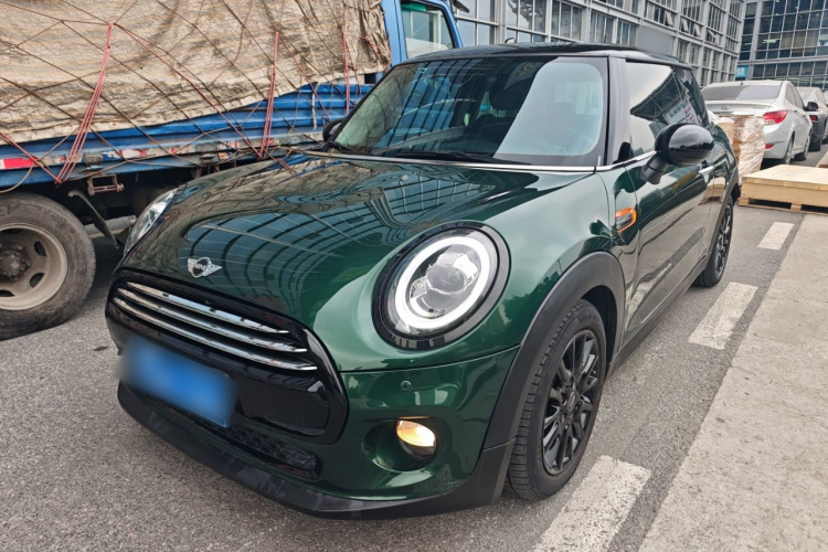 MINI 2016款 1.5T COOPER车身外观1