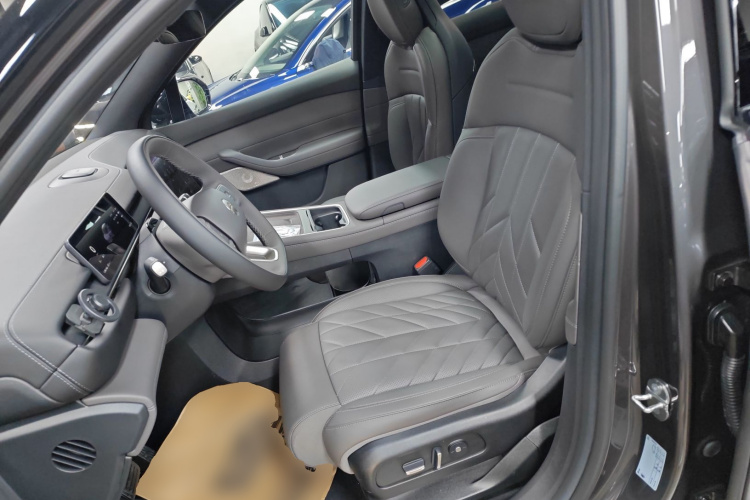 蔚来ES6 2025款 75kWh中控内饰19