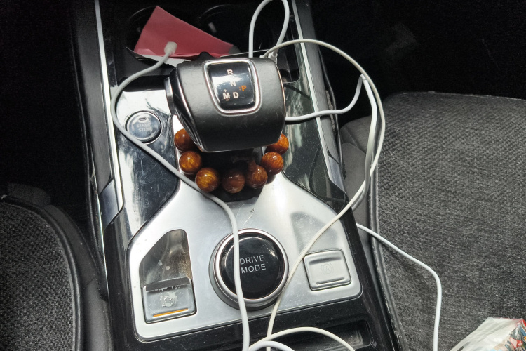 红旗HS5 2019款 2.0T 智联旗悦版局部细节18