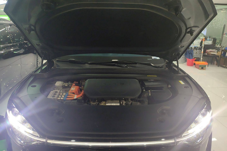 鸿蒙智行 问界M9 2024款 增程 Max版 52kWh 6座版局部细节24