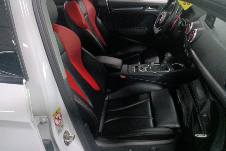 奥迪A3 2019款 Limousine 35 TFSI 运动型 国VI局部细节41