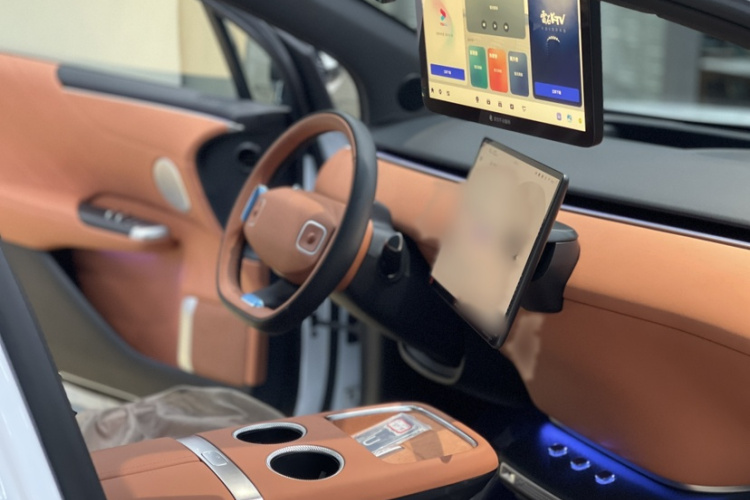 长安启源E07 2026款 纯电 四驱 90kWh 大成版中控内饰7008