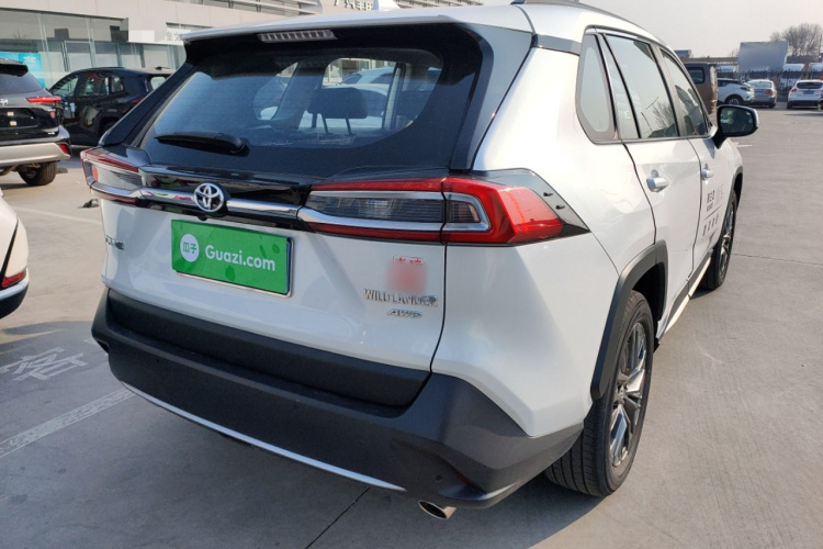 丰田 威兰达 2023款 2.0L CVT四驱豪华PLUS版车身外观7