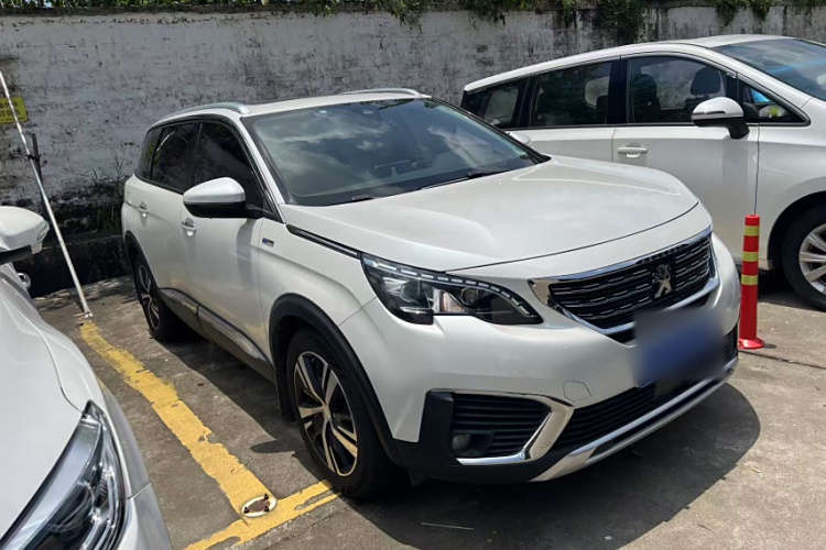 标致5008 2017款 350THP 7座精英版车身外观6002