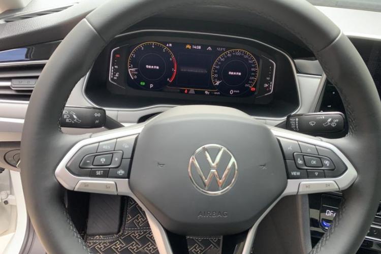 大众 宝来 2023款 300TSI DSG尊行版局部细节9001