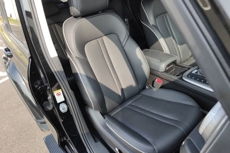 坦克300 2023款 城市版 2.0T 很有型局部细节41