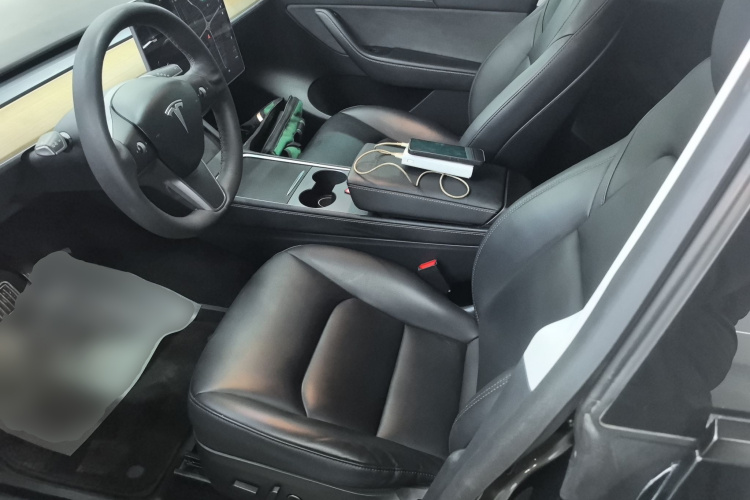 特斯拉 Model Y 2021款 长续航全轮驱动版 3D7中控内饰19