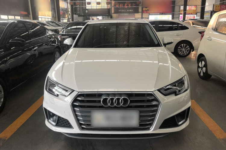 奥迪A4L 2019款 40 TFSI 时尚型 国V车身外观2