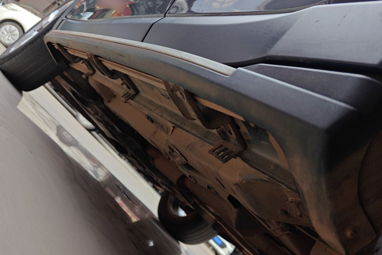 Jeep 指南者 2017款 200T 自动家享版局部细节9002