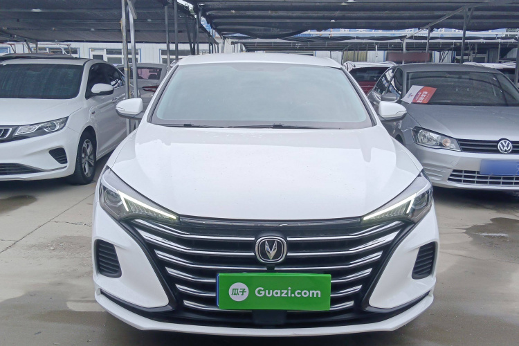 长安 逸动 2022款 PLUS 1.6L GDI CVT精英型车身外观6001