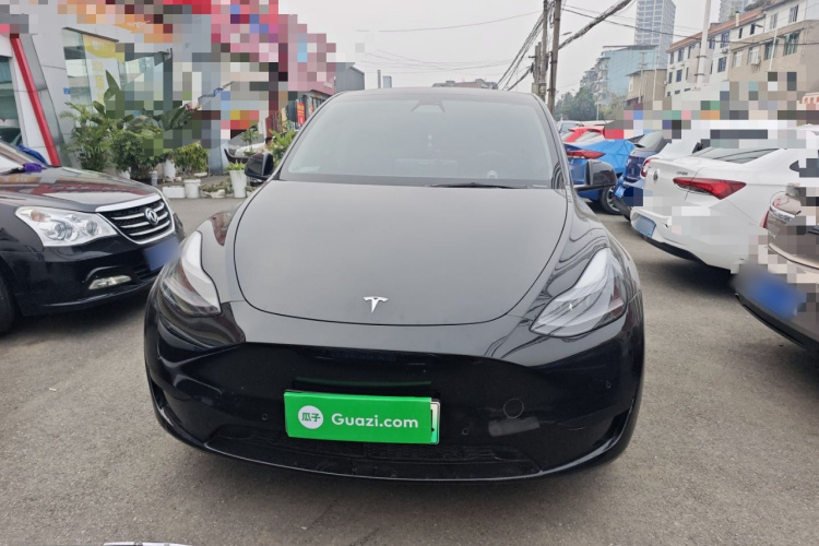 特斯拉 Model Y 2022款 改款 后轮驱动版车身外观2
