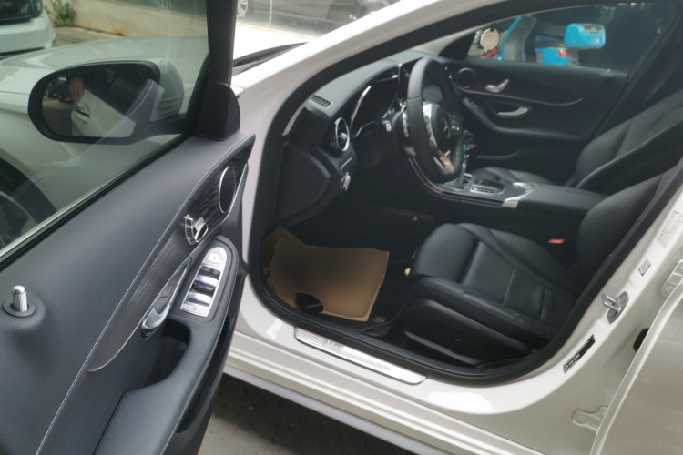 奔驰C级 2021款 C 200 L 时尚型运动版中控内饰20