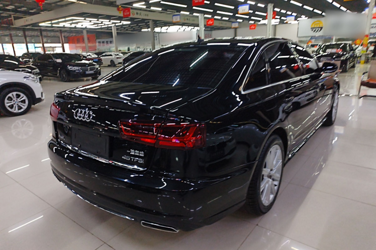 奥迪A6L 2018款 30周年年型 TFSI 进取型车身外观7