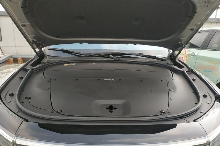 理想汽车 理想ONE 2021款 增程6座版局部细节24