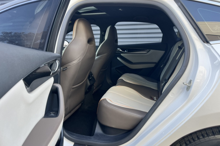 比亚迪 秦PLUS 2023款 冠军版 EV 510KM超越型中控内饰7004