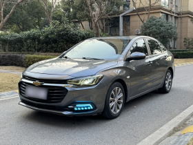 雪佛兰 科鲁泽 2022款 320 自动悦享天窗版