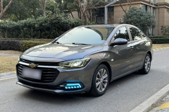 雪佛兰 科鲁泽 2022款 320 自动悦享天窗版