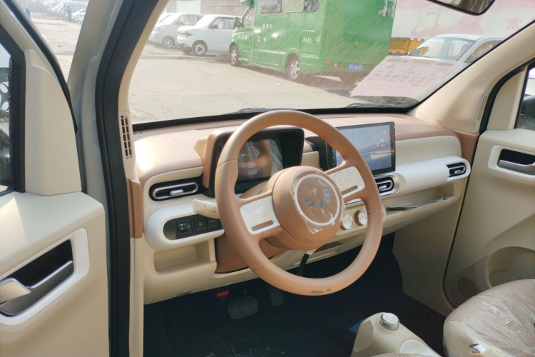 五菱汽车 宏光MINIEV 2024款 第三代 215km 青春版中控内饰12