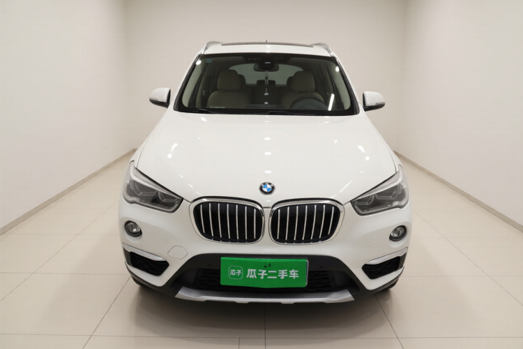 宝马X1 2018款 xDrive20Li 豪华型车身外观2