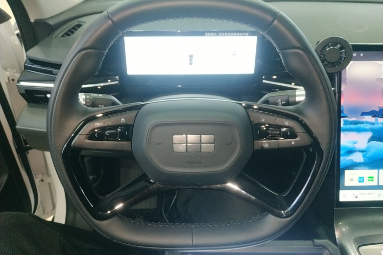 吉利银河 银河L6 2024款 125km PLUS 龙腾版中控内饰13