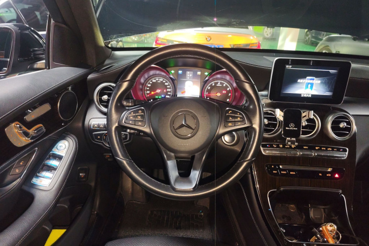 奔驰GLC 2019款 改款 GLC 260 L 4MATIC 豪华型中控内饰13