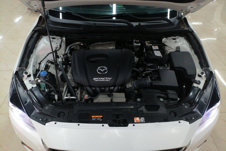 马自达3 昂克赛拉 2019款 云控版 三厢 1.5L 自动豪华型 国V机舱底盘24