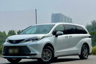 丰田 格瑞维亚 2022款 2.5L混动 旗舰版