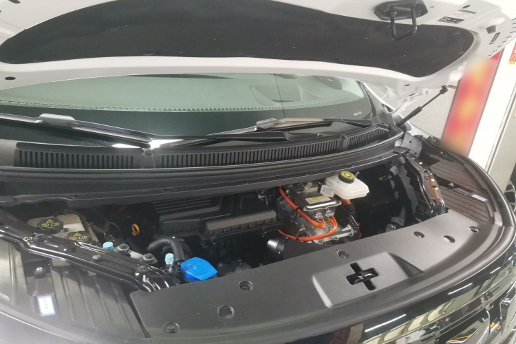 腾势D9 2024款 DM-i 980 四驱旗舰型局部细节24