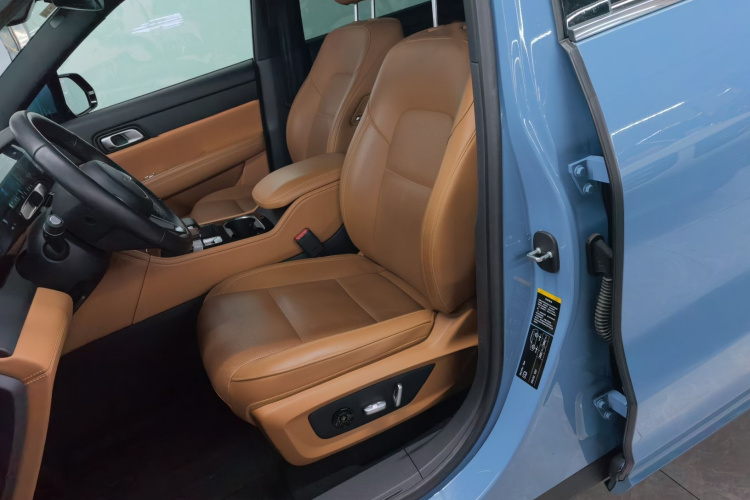 理想汽车 理想ONE 2021款 增程6座版局部细节19