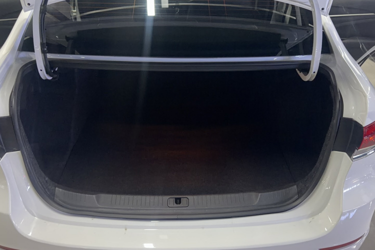 别克 英朗 2021款 改款 1.3T 自动轻混动精英型局部细节23