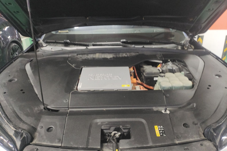 蔚来EC6 2020款 430KM 运动版机舱底盘24