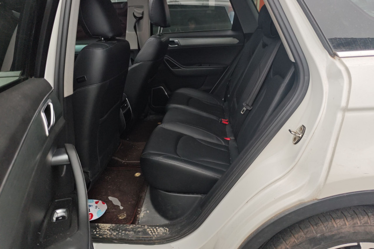 大乘汽车 大乘G70s 2019款 2.0T 自动至尊型中控内饰21