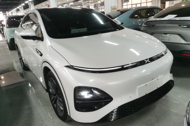 小鹏G6 2023款 580 长续航 Max车身外观3