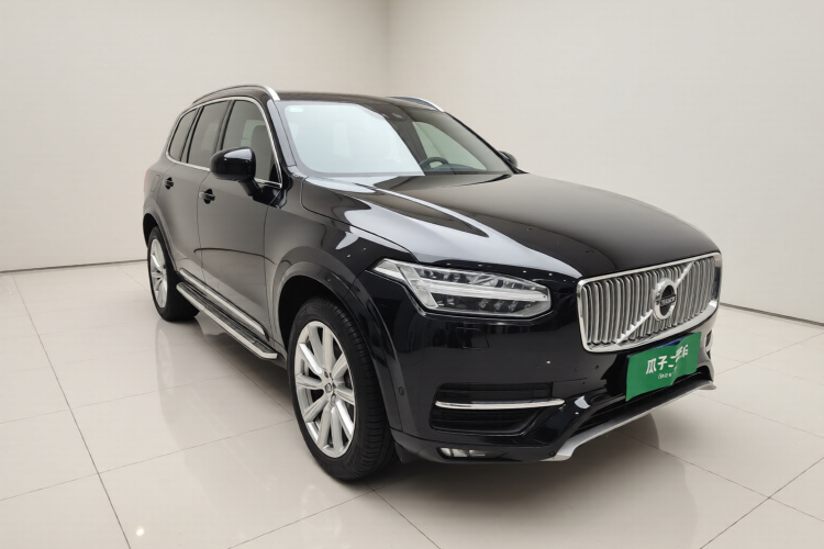 沃尔沃XC90 2018款 T6 智尊版 7座车身外观3