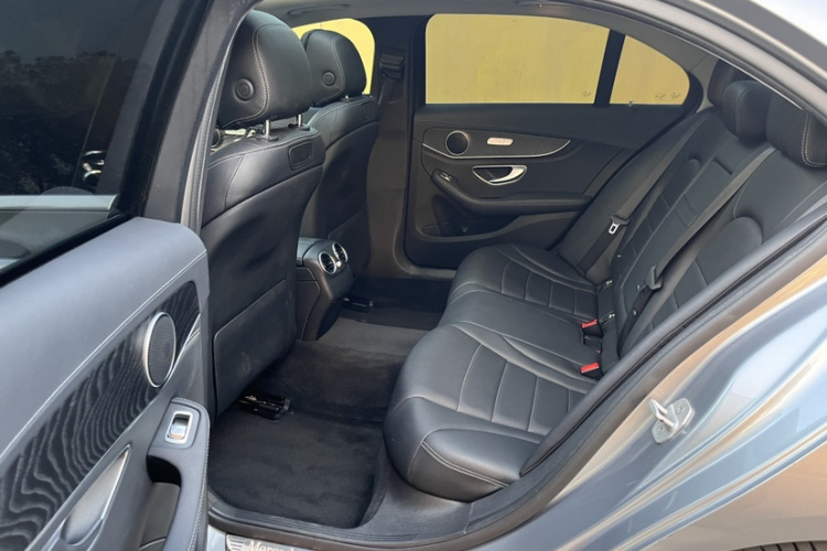 奔驰C级 2016款 C 200 L 运动型中控内饰7008