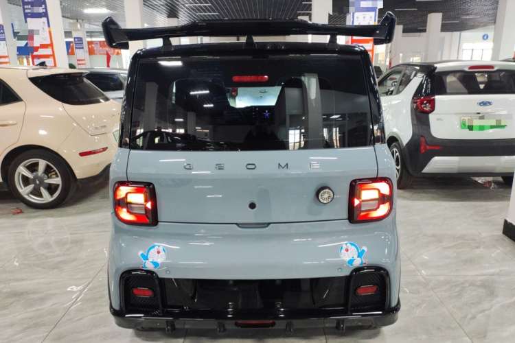 吉利银河 2024款 200km 熊猫卡丁车身外观6