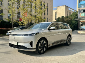 东风奕派 eπ008 2024款 210Max增程版 6座