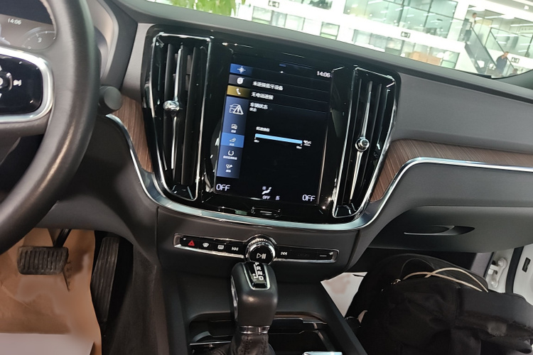 沃尔沃S60 2021款 T4 智远豪华版局部细节16